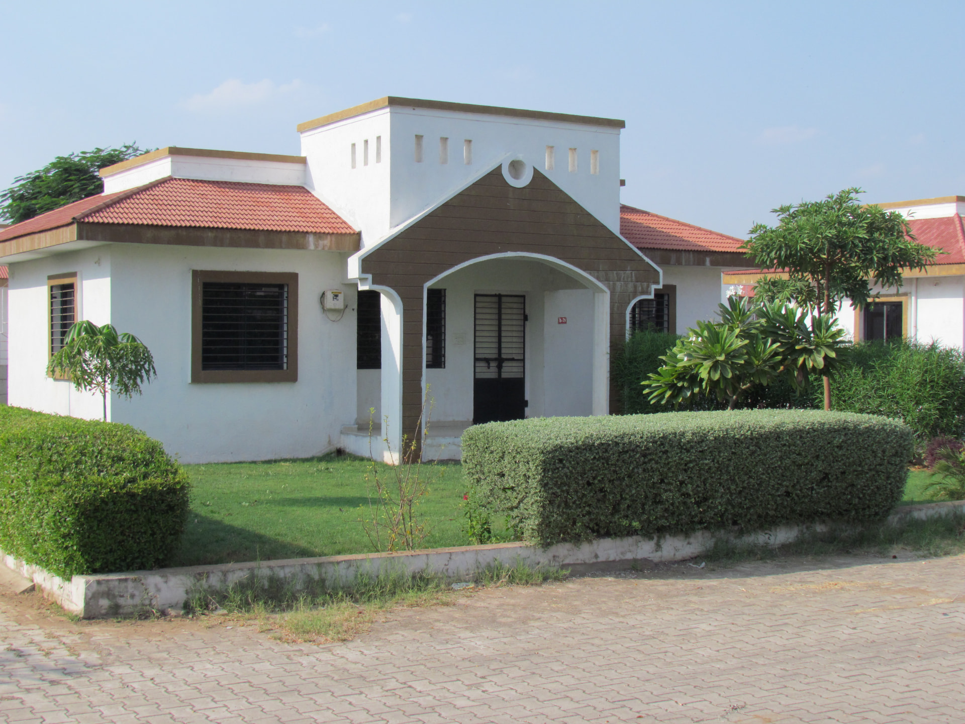 Front elevation of a Mahudi Township bungalow